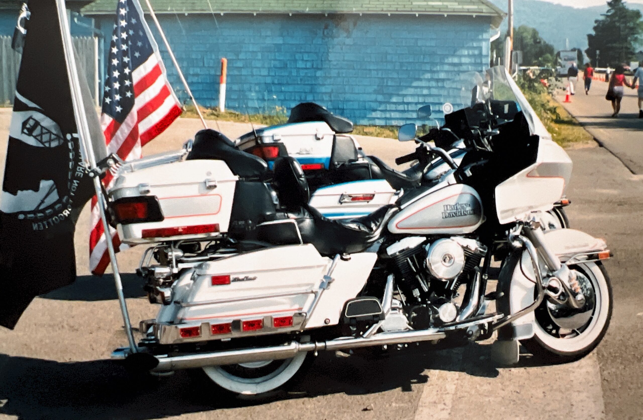 Photo694211450747_inner_84-46-662-50-52-949-662-960